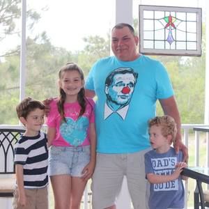 Meet your Posher, Bob